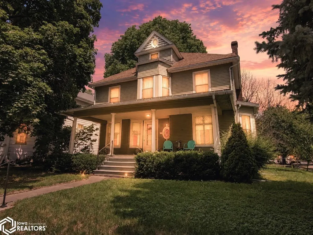 815 A Avenue E Oskaloosa IA 52577