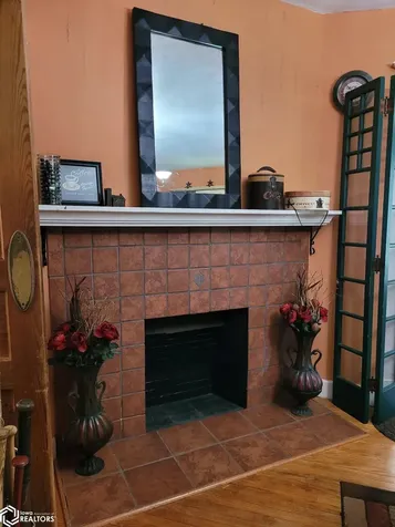 815 A Avenue E Oskaloosa IA 52577