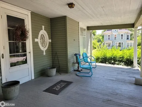 815 A Avenue E Oskaloosa IA 52577