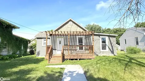 908 N Pennsylvania Avenue Mason City IA 50401
