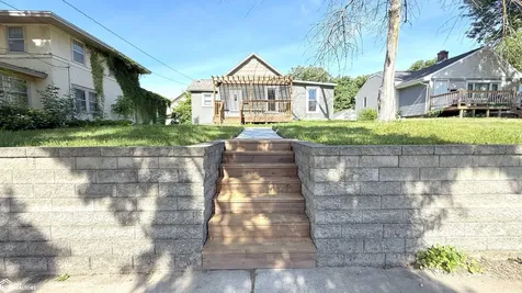 908 N Pennsylvania Avenue Mason City IA 50401
