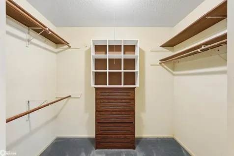 1406 S 12th Street Marshalltown IA 50158