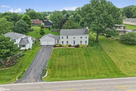 1406 S 12th Street Marshalltown IA 50158
