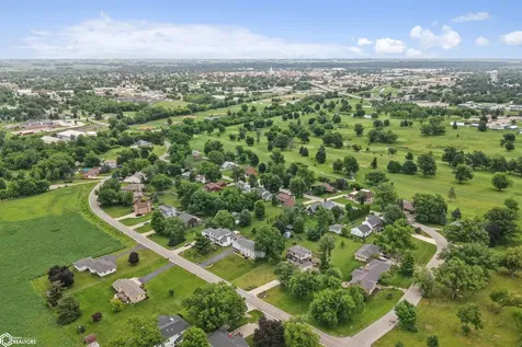1406 S 12th Street Marshalltown IA 50158