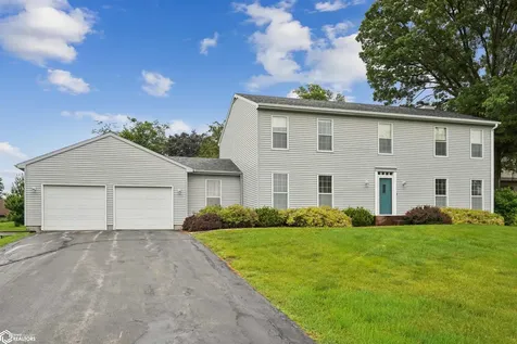 1406 S 12th Street Marshalltown IA 50158