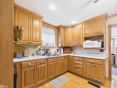 339 N Pine Street Fremont IA 52561