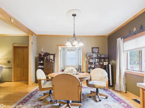 339 N Pine Street Fremont IA 52561