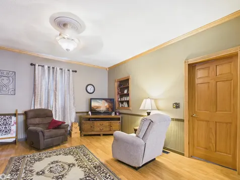 339 N Pine Street Fremont IA 52561