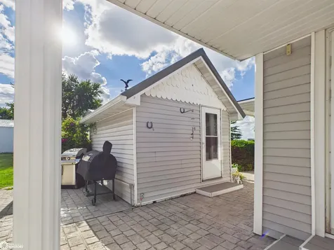 339 N Pine Street Fremont IA 52561
