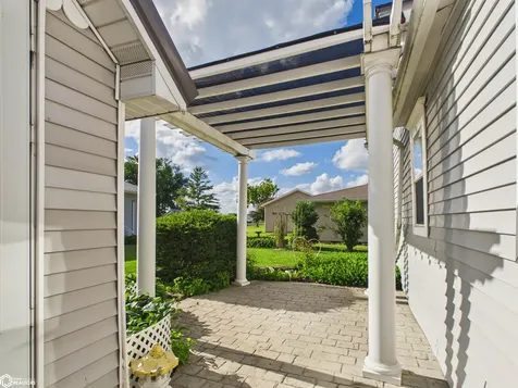 339 N Pine Street Fremont IA 52561