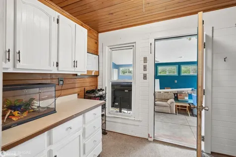 512 N D Street Albia IA 52531