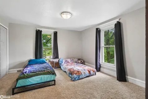 512 N D Street Albia IA 52531