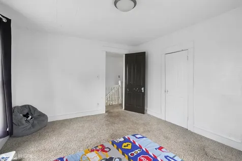 512 N D Street Albia IA 52531