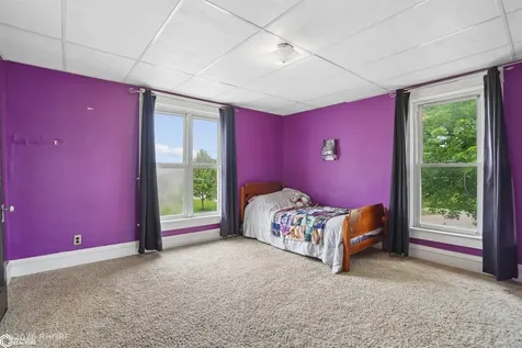 512 N D Street Albia IA 52531