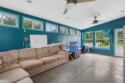 512 N D Street Albia IA 52531