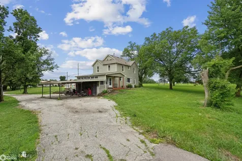 512 N D Street Albia IA 52531