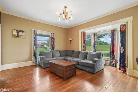 512 N D Street Albia IA 52531