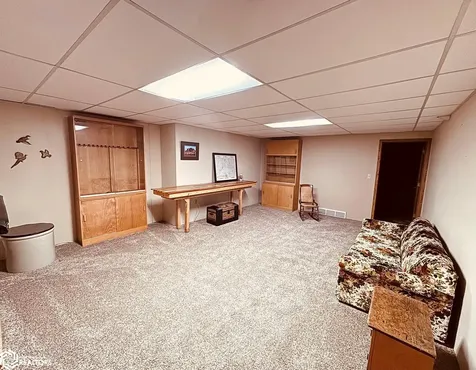101 Southview Circle Sheffield IA 50475