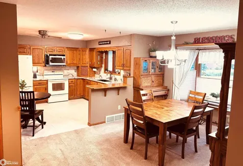 101 Southview Circle Sheffield IA 50475