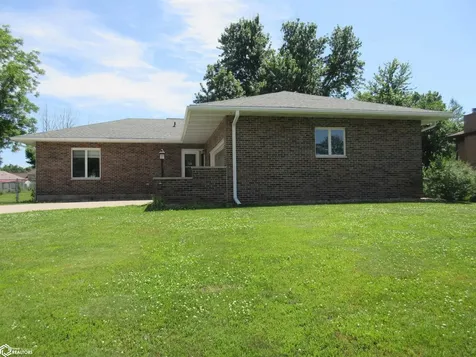 14 Greenbrier Keokuk IA 52632