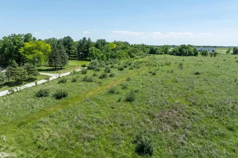 Tbd Washington Road West Burlington IA 52655