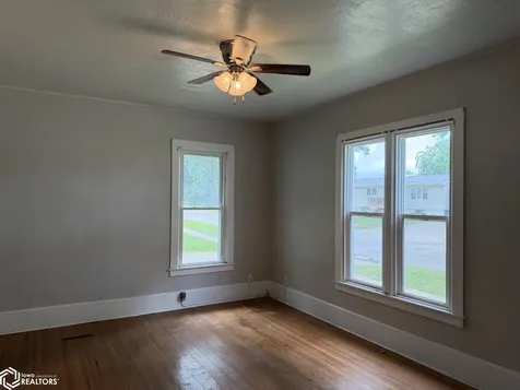 615 Woodlawn Street Traer IA 50675