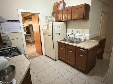 303 S Main Street Fairfield IA 52556
