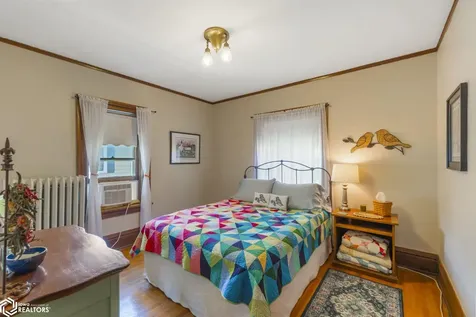 221 7th Street NW Mason City IA 50401
