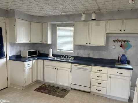 1100 S 2nd Street S Fairfield IA 52556