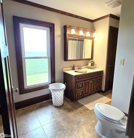 334 17th Street Ackley IA 50601