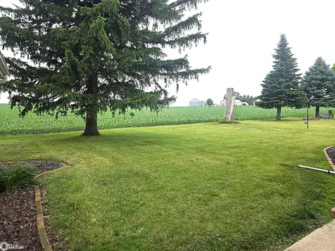 334 17th Street Ackley IA 50601