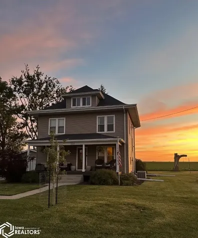 334 17th Street Ackley IA 50601