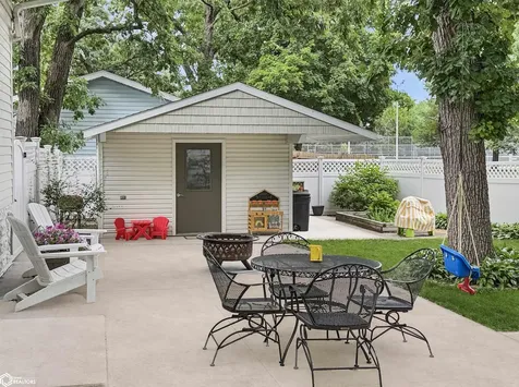 116 Mildred Avenue Iowa Falls IA 50126