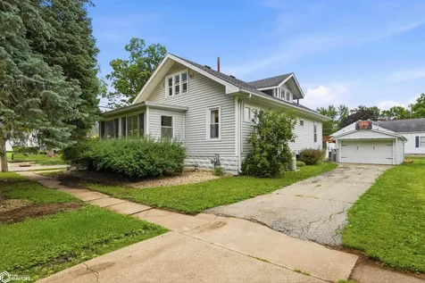 200 S Chestnut New London IA 52645