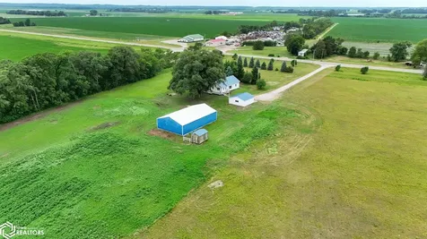 604 S Todds Ferry Conesville IA 52739