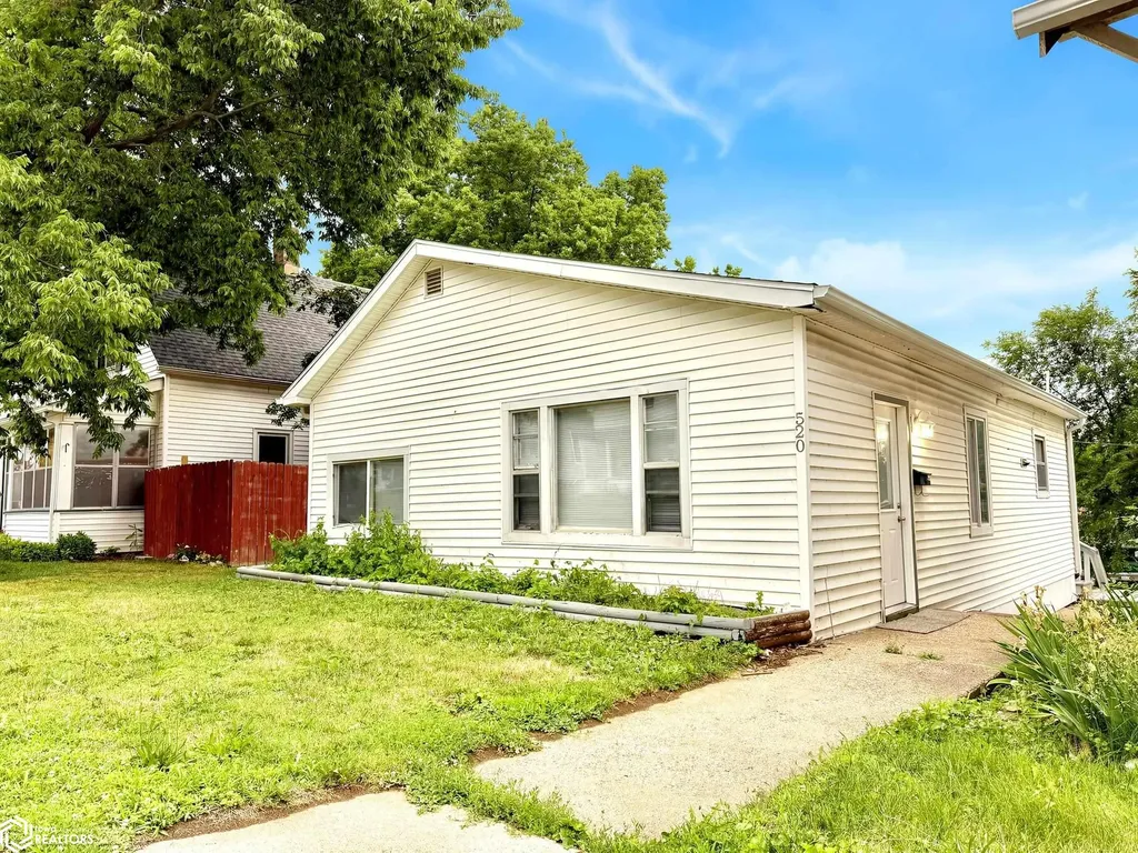 520 S 9th Street Burlington IA 52601