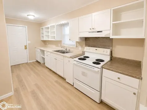520 S 9th Street Burlington IA 52601