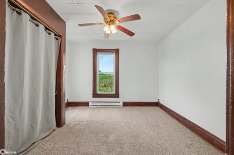 2763 220th Street Fairfield IA 52556