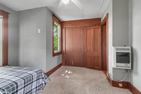 2763 220th Street Fairfield IA 52556