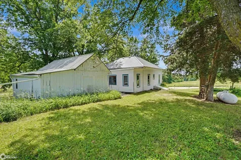 2763 220th Street Fairfield IA 52556