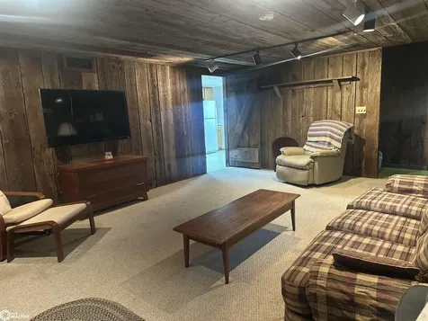 12264 Irish Ridge Road Burlington IA 52601