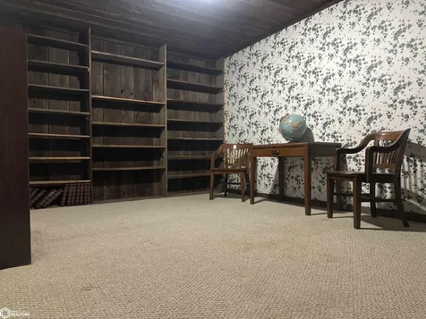 12264 Irish Ridge Road Burlington IA 52601