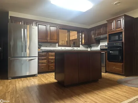 12264 Irish Ridge Road Burlington IA 52601