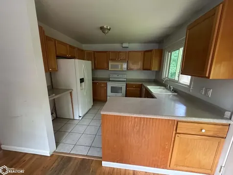 319 Lincoln Avenue Ottumwa IA 52501