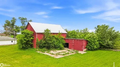 2753 260th Street New London IA 52645