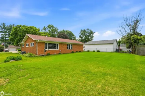 401 Neva Place West Burlington IA 52655