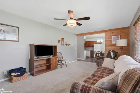 401 Neva Place West Burlington IA 52655