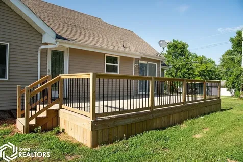 822 S Webster Street Ottumwa IA 52501