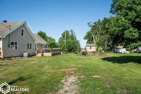 822 S Webster Street Ottumwa IA 52501