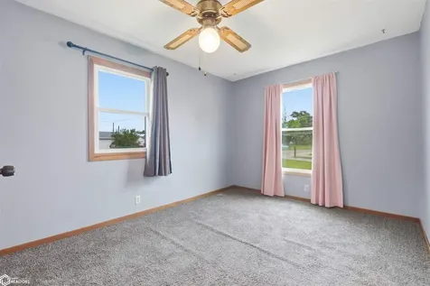 702 Union Street Marshalltown IA 50158